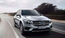 奔驰爆料博主视频播放下载,揭秘热门视频背后的秘密